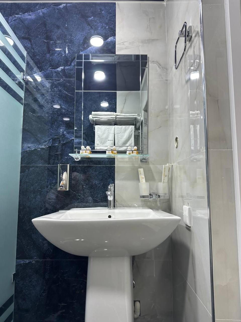 Ko'K Saroy Plaza Hotel Samarkand Esterno foto